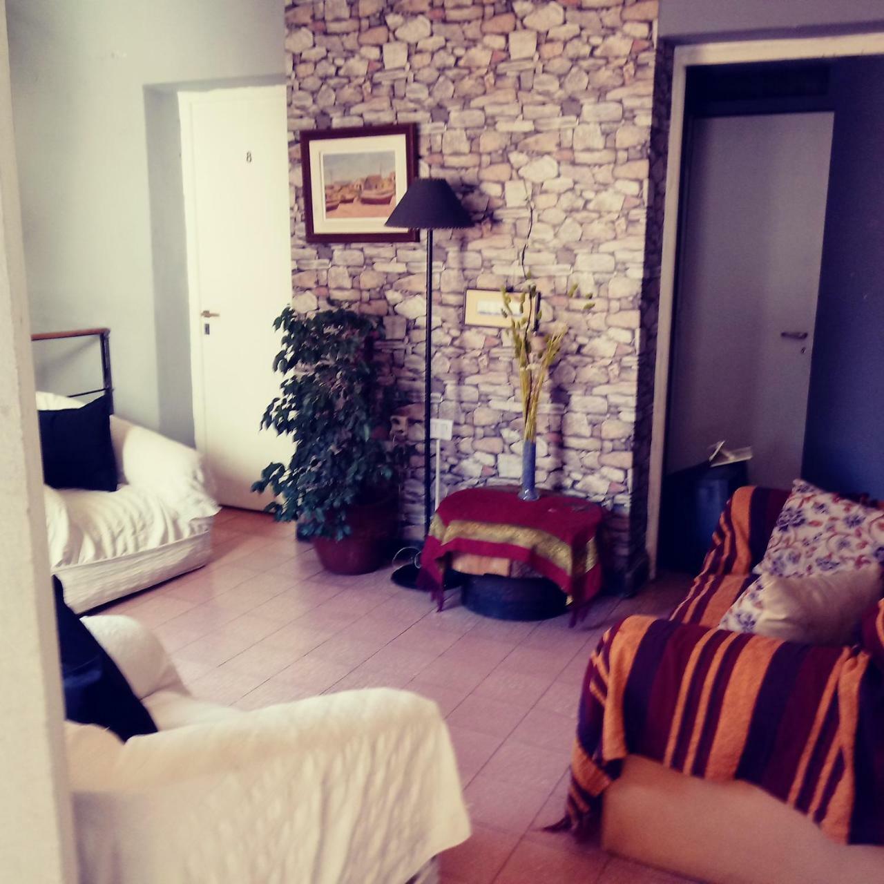 Hotel Laura Córdoba Buitenkant foto