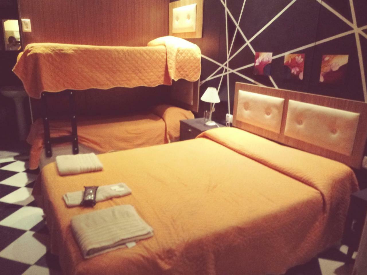 Hotel Laura Córdoba Buitenkant foto